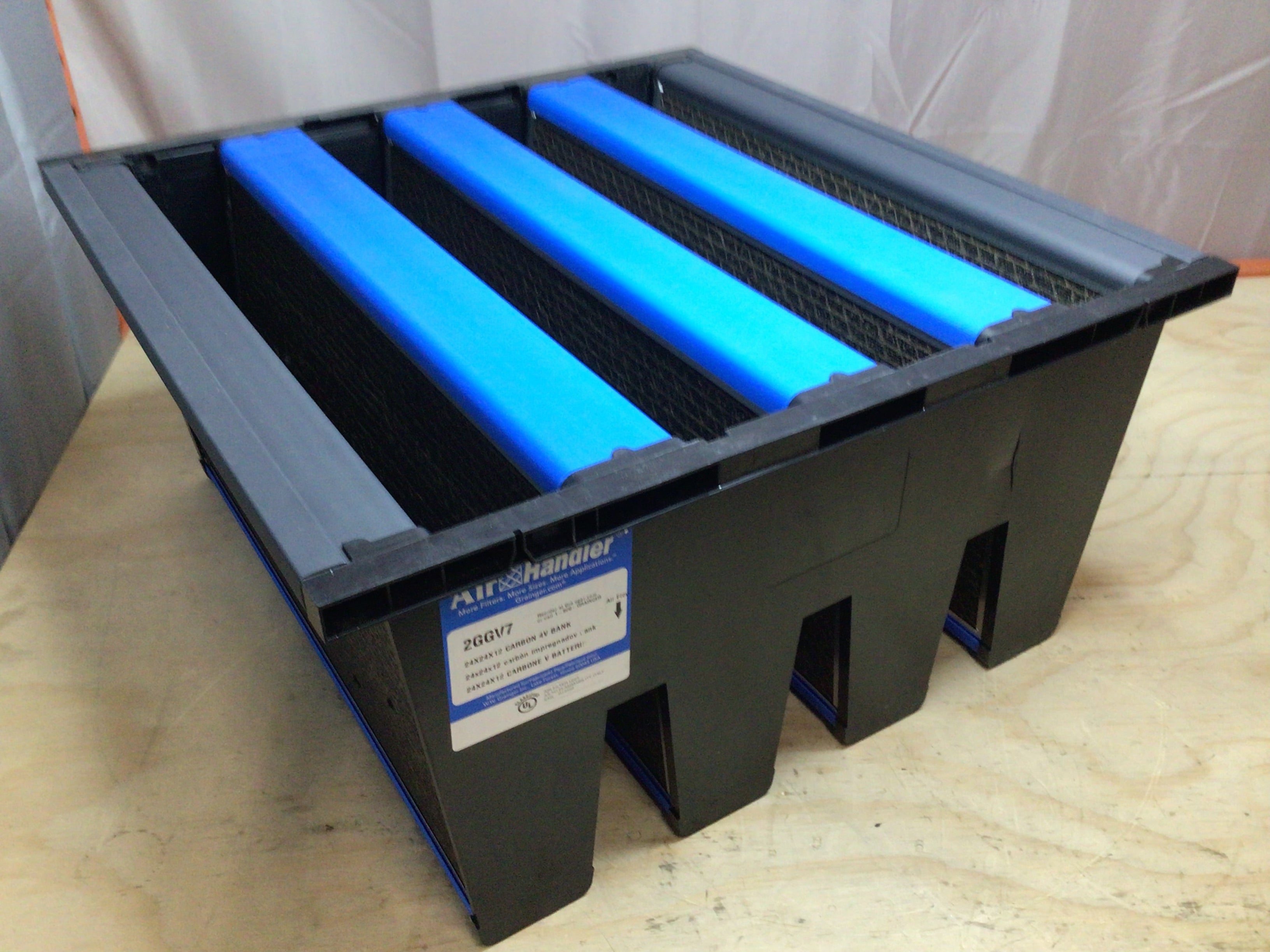 AIR HANDLER 2GGV7 Odor Removal V-Bank Air Filter,24x24x12 (8131610804462)